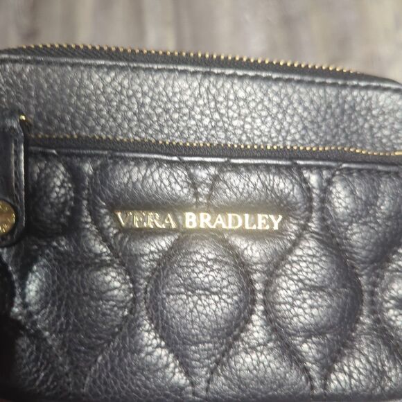 Vera Bradley Quilted Sophie Wristlet Genuine Leather Black W/ Floral Lining - Picture 4 of 12